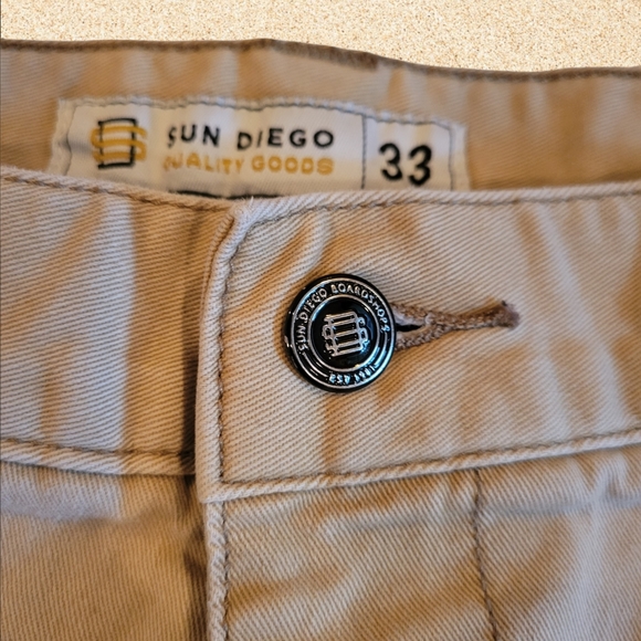 SunDiego men's shorts - Picture 3 of 4